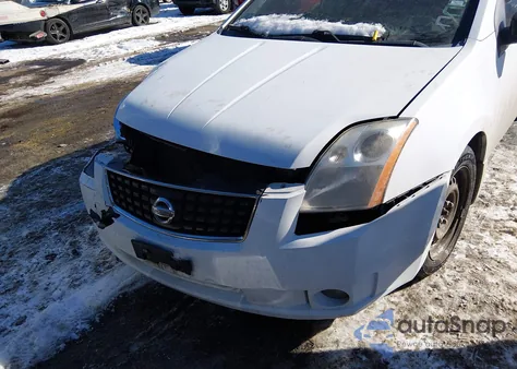 2008 Nissan Sentra 2.0S z USA, uszkodzony, nr VIN 3N1AB61E58L701100